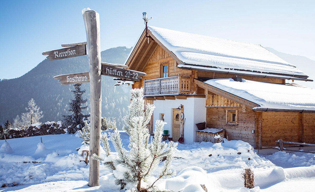 Romantischer Winterurlaub im Almdorf Reiteralm